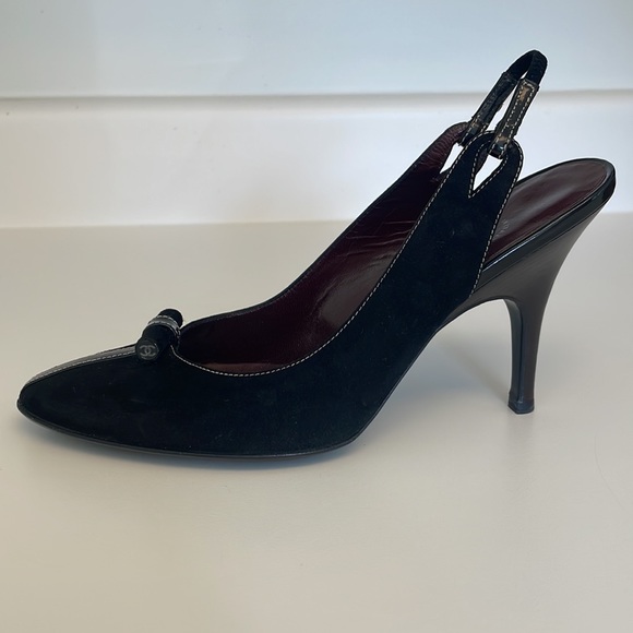 VINTAGE Chanel Suede & Patent Leather Slingback Heels - Picture 6 of 10